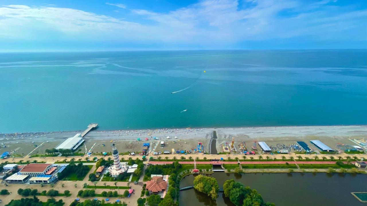 Apartments Black Sea Resort Батуми Экстерьер фото