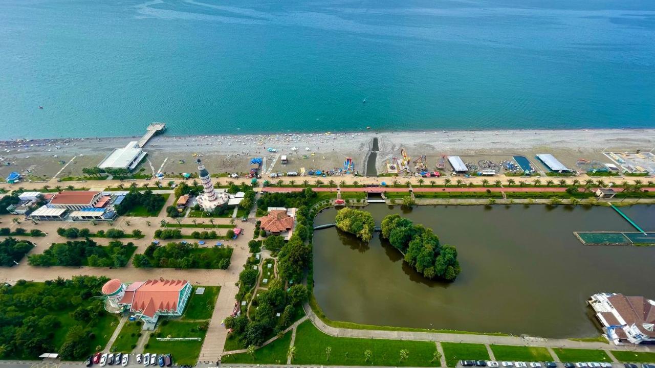 Apartments Black Sea Resort Батуми Экстерьер фото